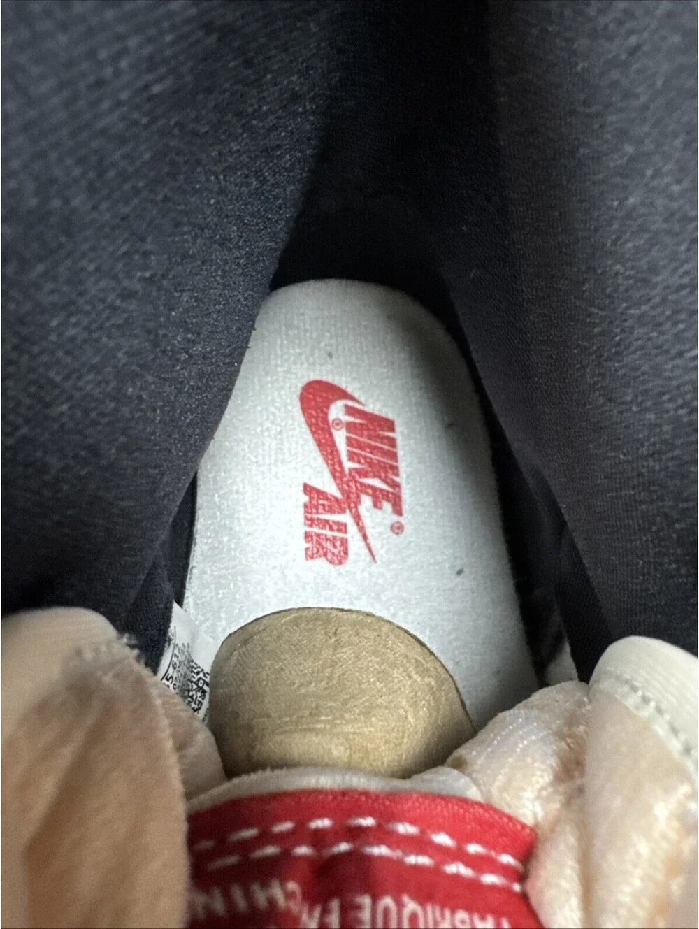 Jordan 1 Retro High OG Chicago Reimagined Lost & Found